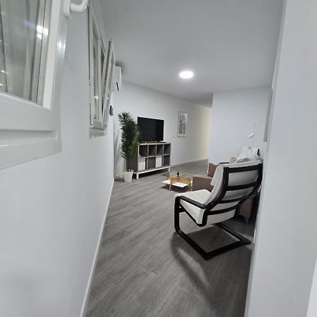 2 Rooms Con Terraza مالقة المظهر الخارجي الصورة